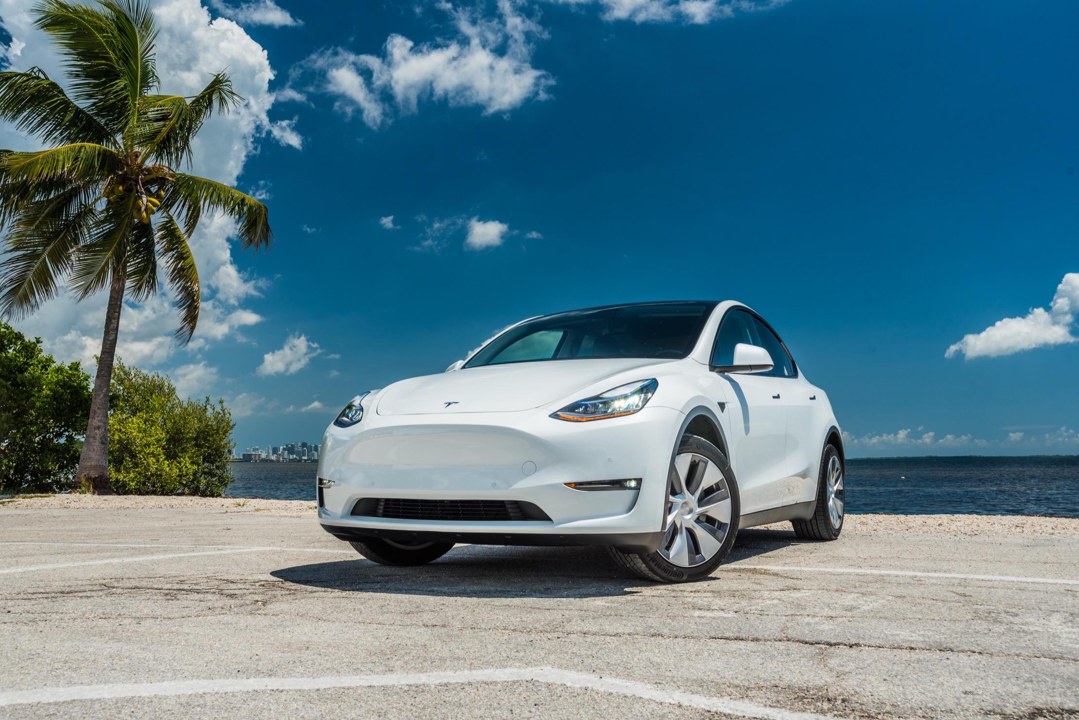 Tesla Model Y 2022 in Miami, FL