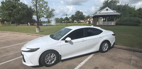 Toyota Camry Hybrid 2026