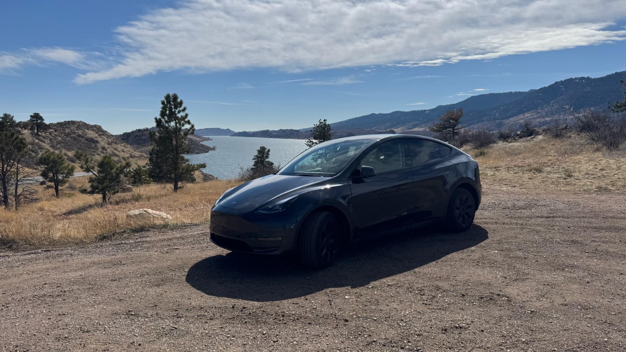 Tesla Model Y 2025 en Denver, CO