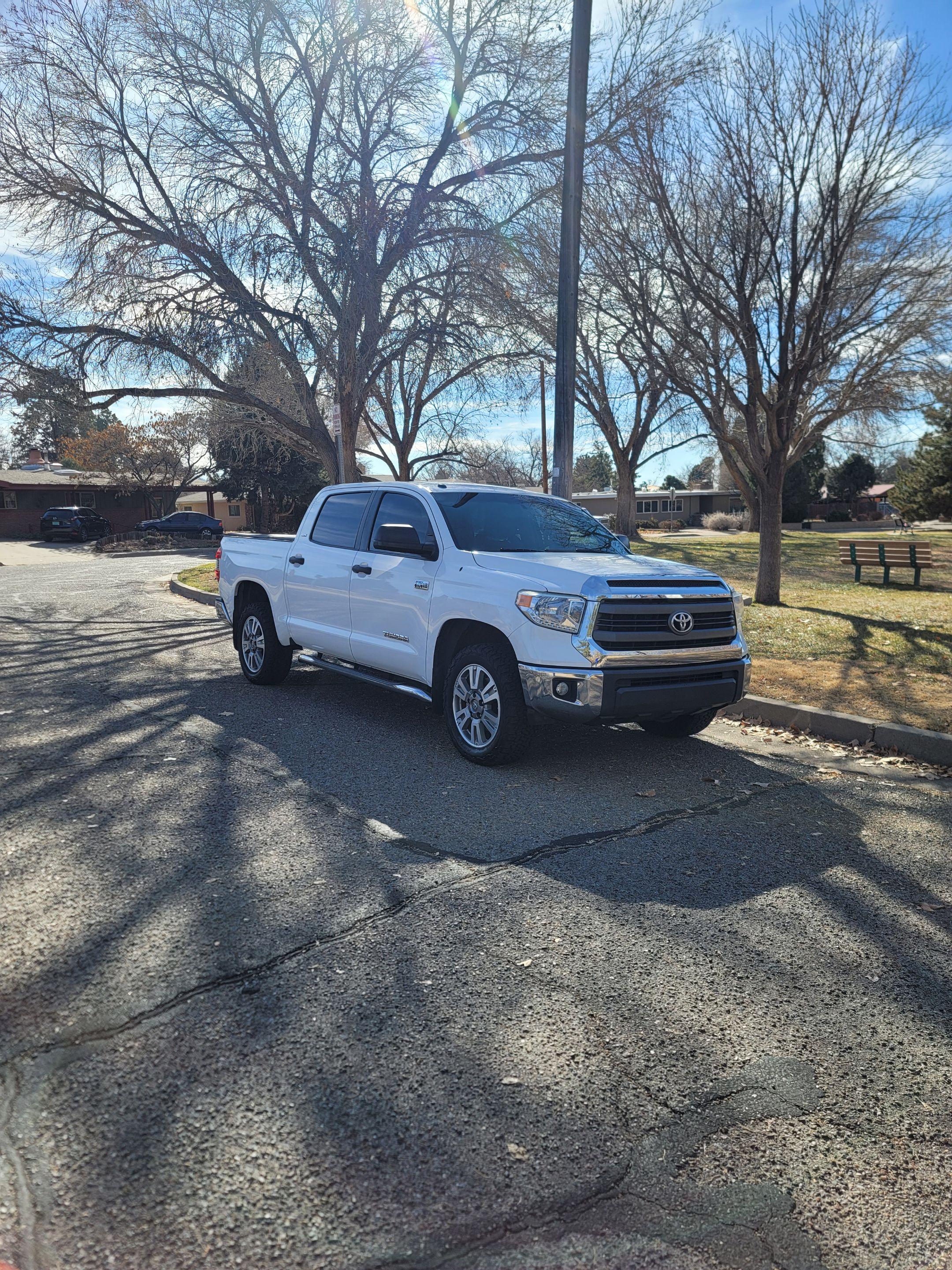 Toyota Tundra 2014 in Albuquerque, NM
