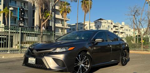 Toyota Camry 2018