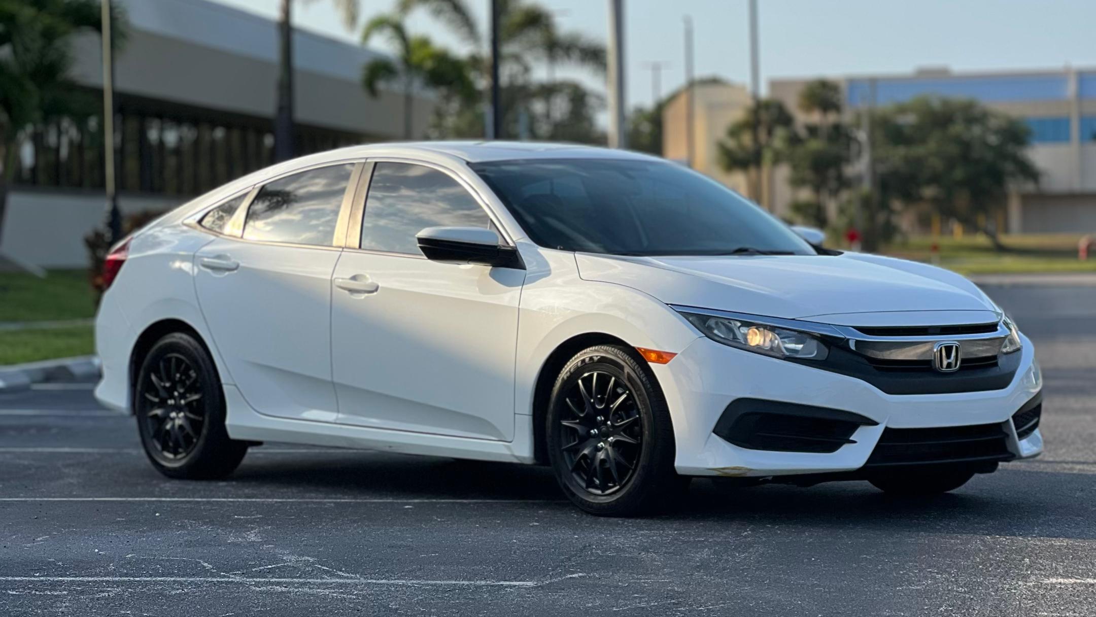 Honda Civic 2017 in 