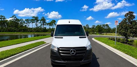 Mercedes-Benz Sprinter 2024
