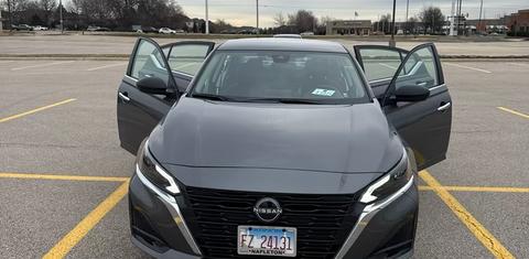 Nissan Altima 2025