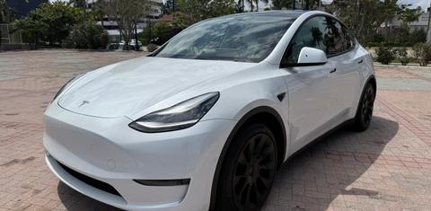 Tesla Model Y 2020