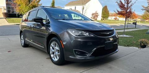 Chrysler Pacifica 2017