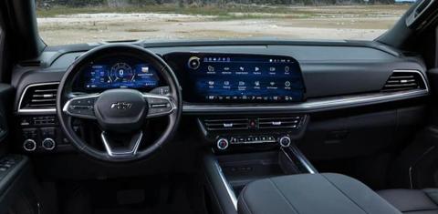 Chevrolet Suburban 2025