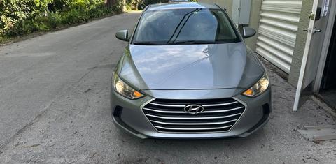 Hyundai Elantra 2017