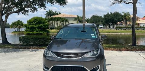Chrysler Pacifica 2017