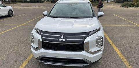 Mitsubishi Outlander 2025