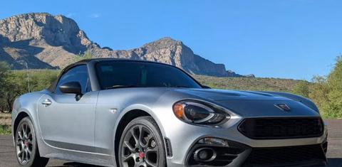 FIAT 124 Spider 2017