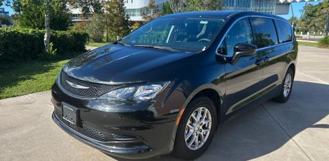 Chrysler Voyager 2023