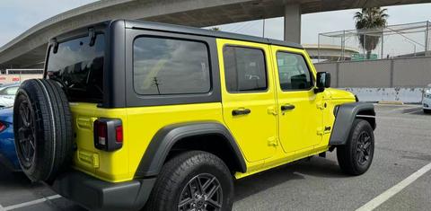 Jeep Wrangler 2024