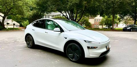 Tesla Model Y 2026