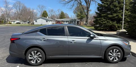 Nissan Altima 2019