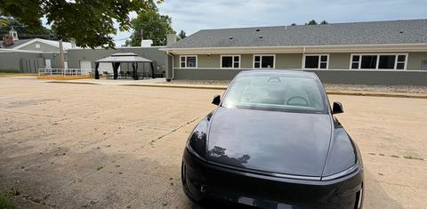 Tesla Model Y 2026