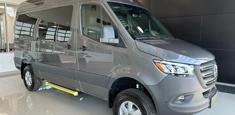 Mercedes-Benz Sprinter 2025