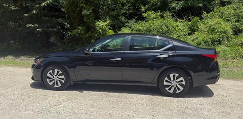Nissan Altima 2024