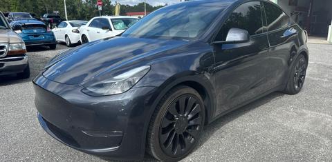 Tesla Model Y 2024