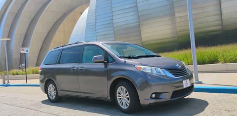 Toyota Sienna 2014