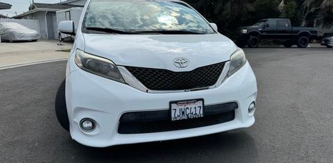 Toyota Sienna 2015