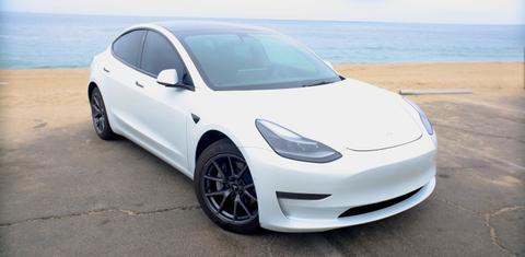 Tesla Model 3 2022