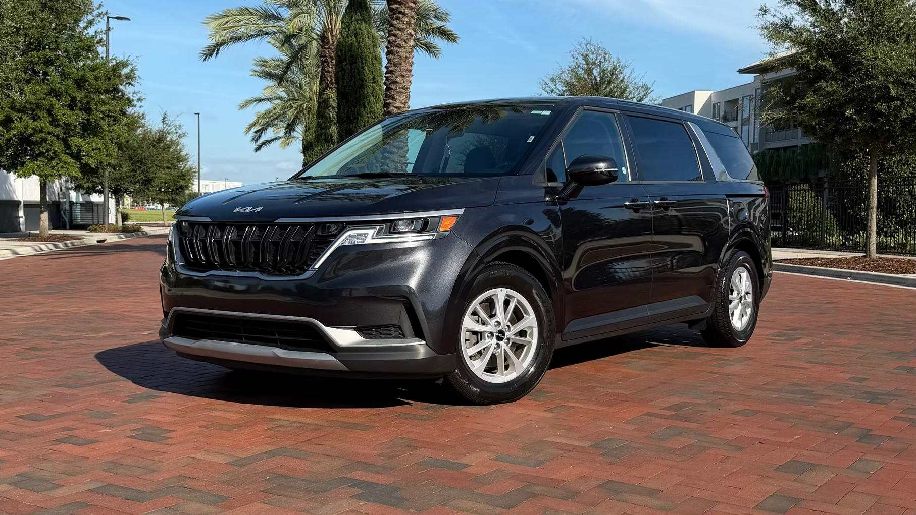 Kia Carnival 2024 in Orlando, FL