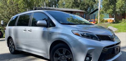 Toyota Sienna 2019
