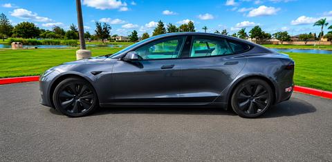 Tesla Model S 2023