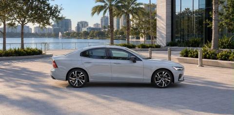 Volvo S60 2024
