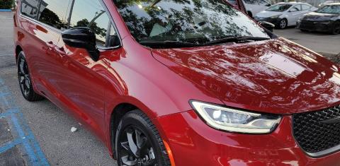 Chrysler Pacifica 2025