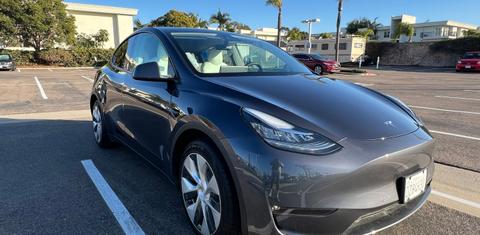 Tesla Model Y 2021