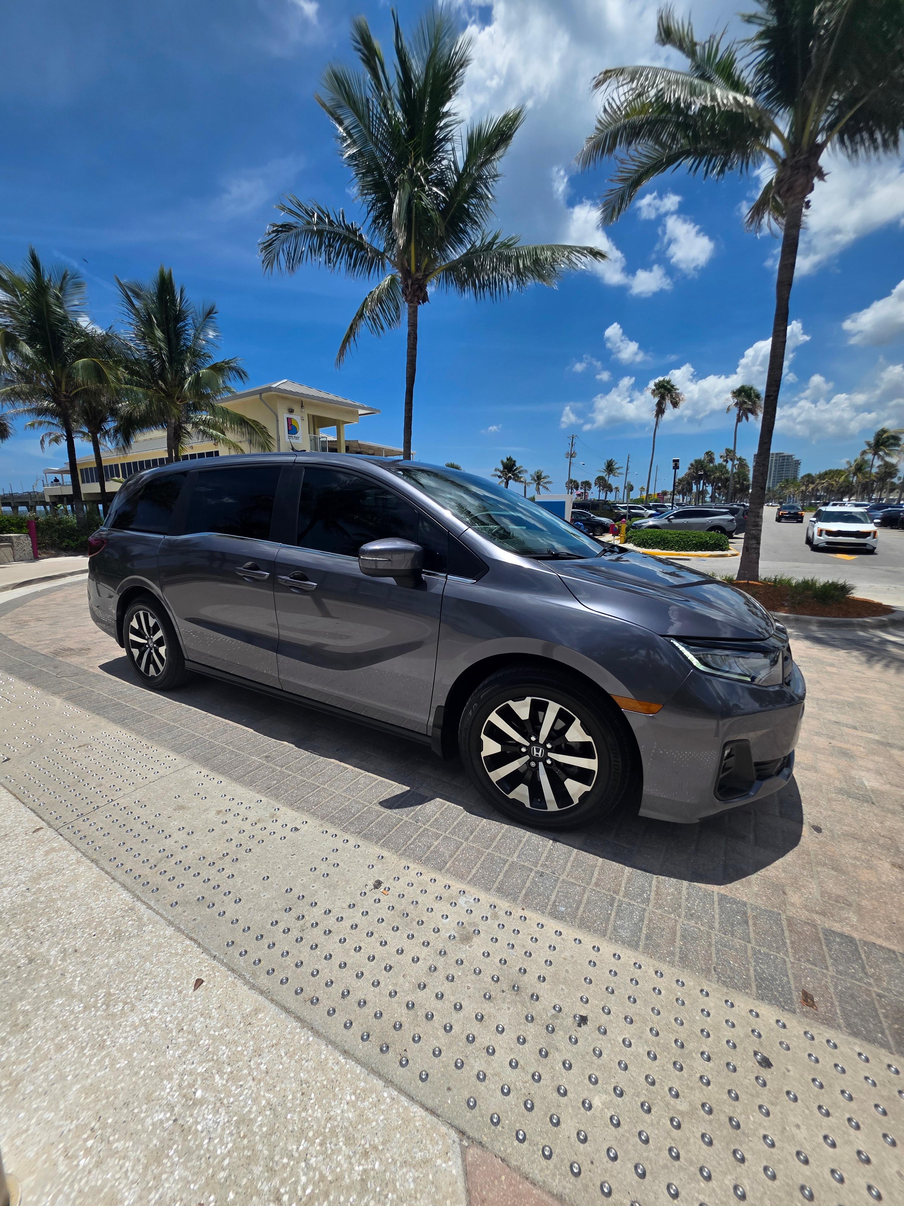 Honda Odyssey 2025 in Dania Beach, FL