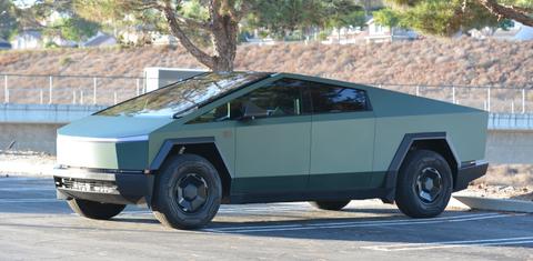 Tesla Cybertruck 2026