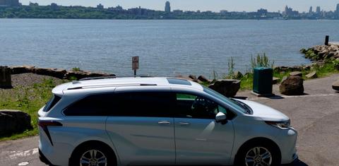 Toyota Sienna 2022