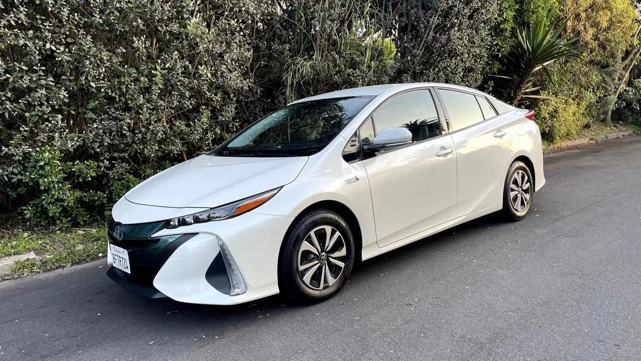 Toyota Prius Prime 2017 in San Luis Obispo, CA