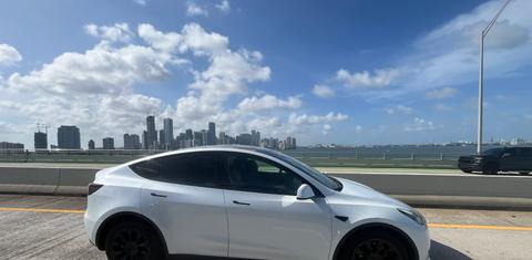 Tesla Model Y 2022
