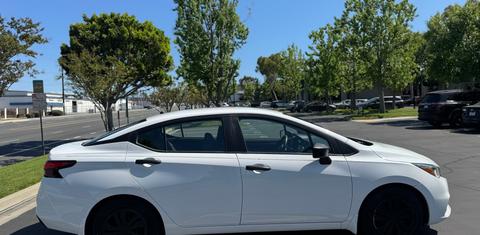 Nissan Versa 2020