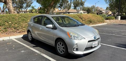 Toyota Prius c 2014