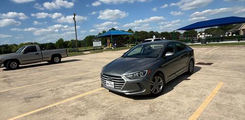 Hyundai Elantra 2018