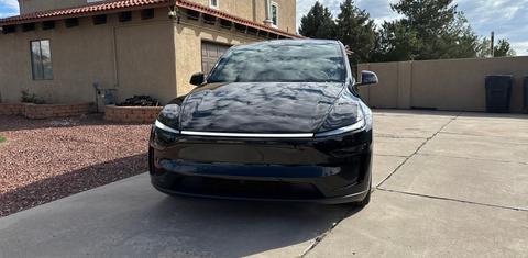 Tesla Model Y 2026