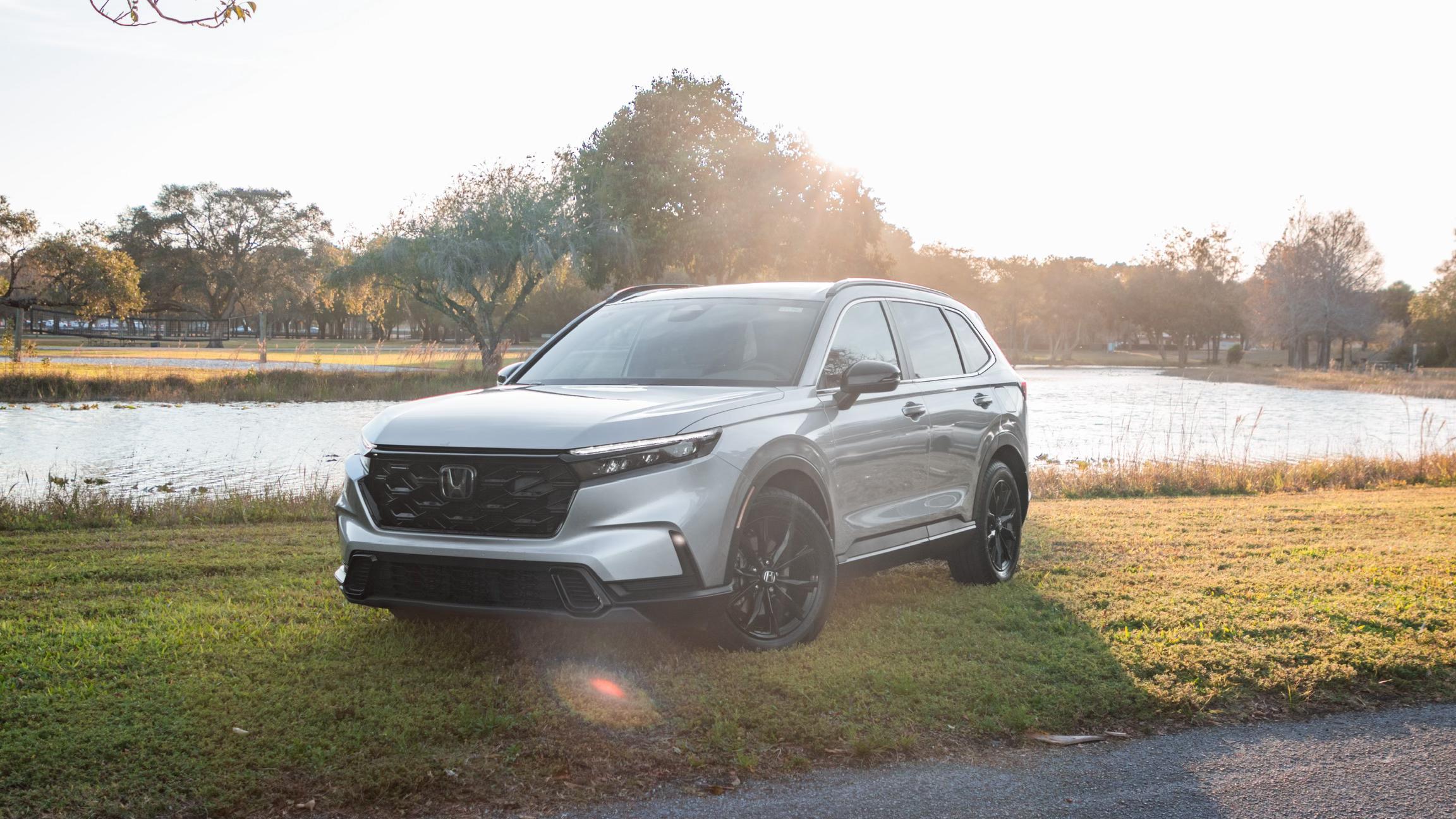 Honda CR-V Hybrid 2024 in 
