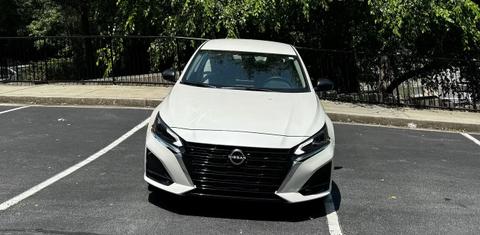 Nissan Altima 2024