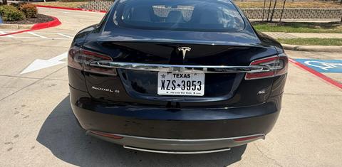 Tesla Model S 2014