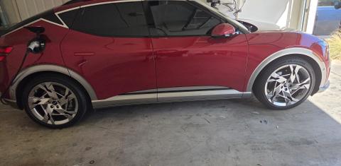 Genesis GV60 2023