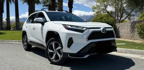 Toyota RAV4 Plug-In Hybrid 2025