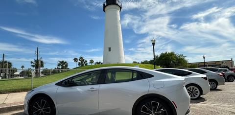 Toyota Prius 2024