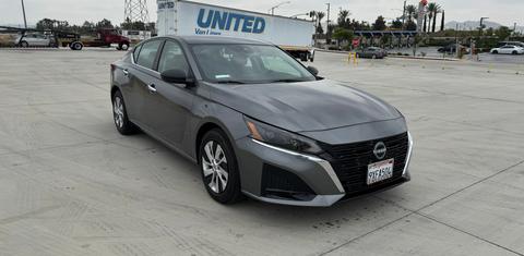 Nissan Altima 2025