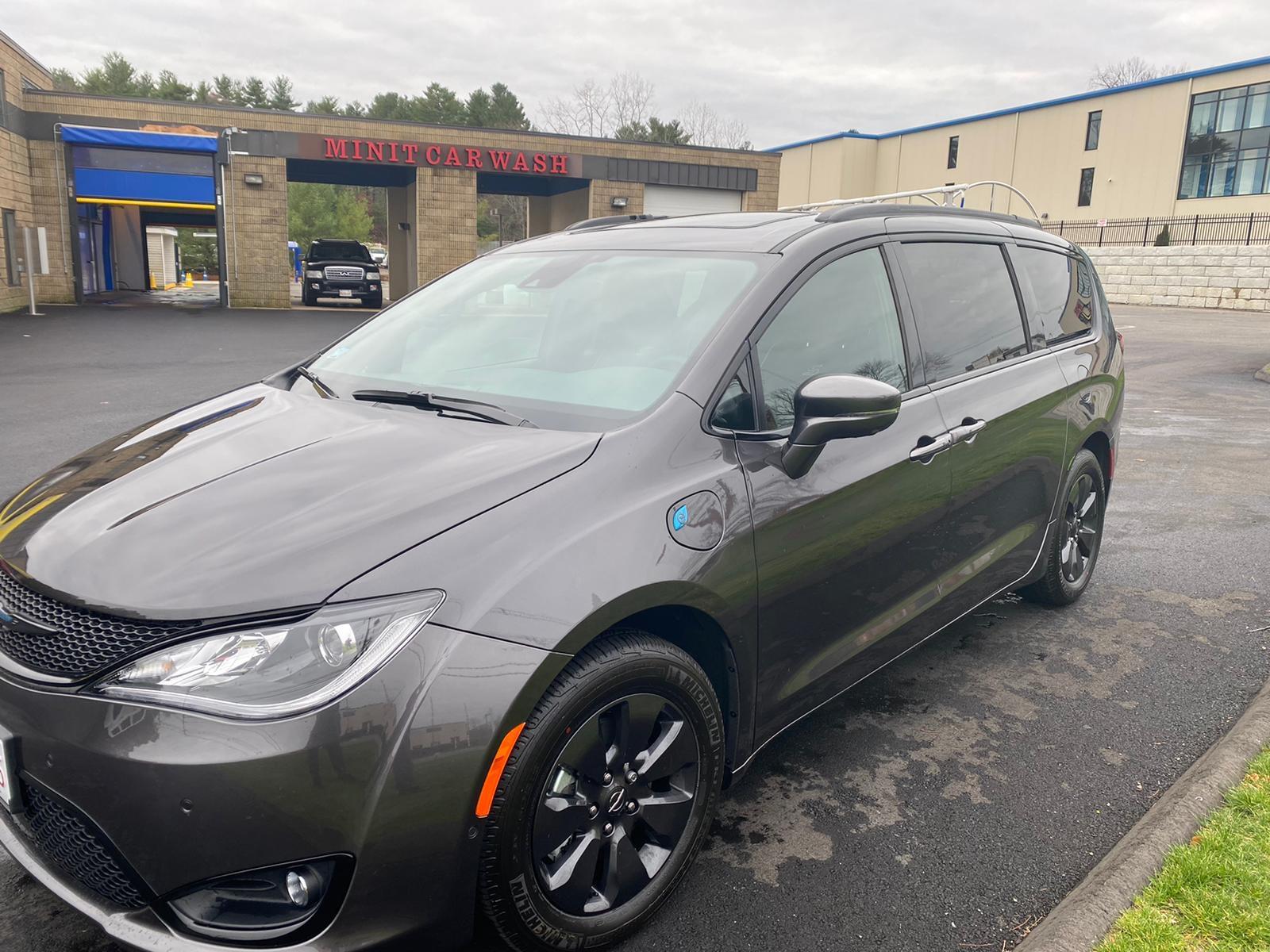 Chrysler Pacifica 2020 in Boston, MA