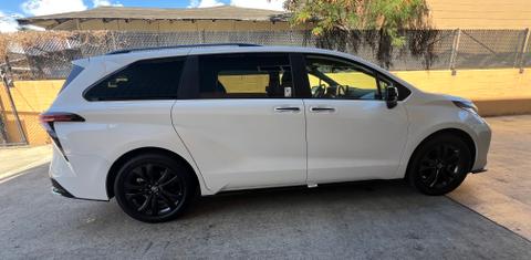 Toyota Sienna 2025